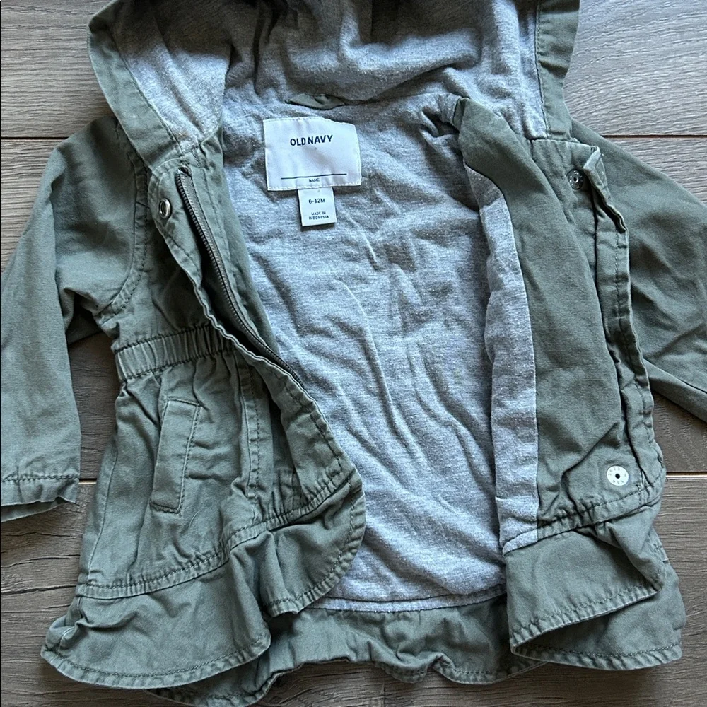 Old Navy Kids Green Hooded Army Green Ruffle Jacket 6-12 Month